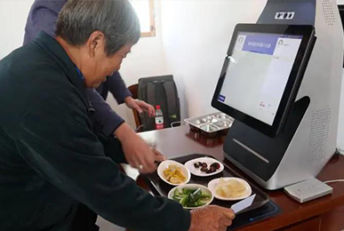 羨慕！蕭山這些食堂將一卡通用！智慧系統(tǒng)安裝正在鋪開，還能刷臉！