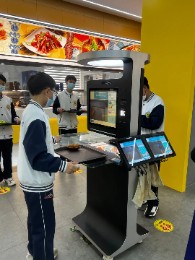 中國銀行攜手云澎科技，打造永康龍川中學智慧食堂